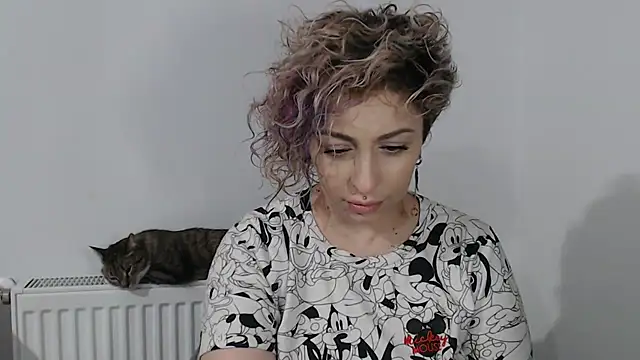 aaaruny - AAARUNY's free webcam - UK Sex Cams