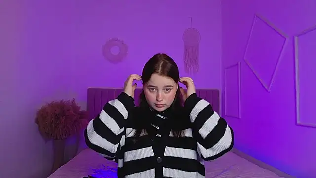 cute_kitty- - Cute_kitty-'s free webcam - UK Sex Cams