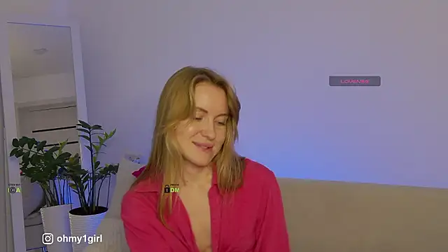 fallinlove1 - Fallinlove1's free webcam