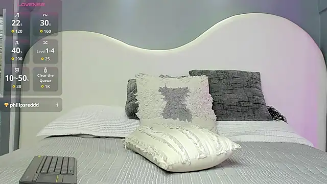 valentino_moretti - Valentino_moretti's free webcam - UK Sex Cams