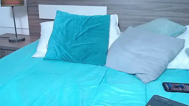 Liiamthompson webcam