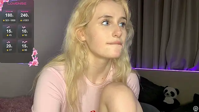 milaelin - MilaElin's free webcam