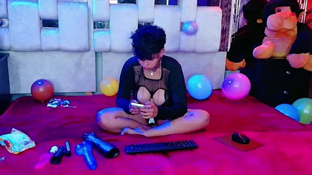 lunabustygirl webcam