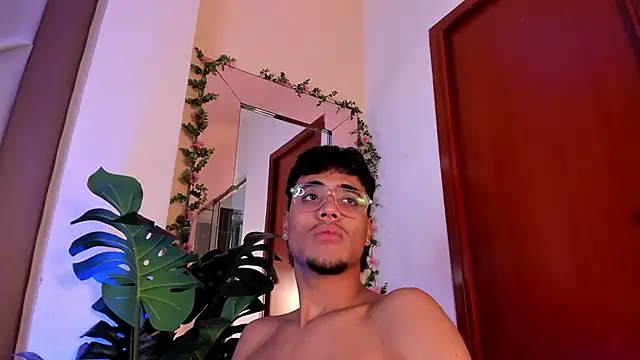 alexandro_castillo webcam