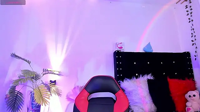 Cooperrosscute233 webcam