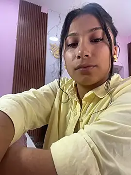 LinnaGardenia webcam