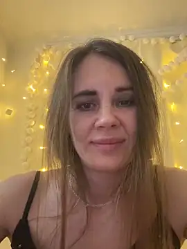 luciemack - LucieMack's free webcam