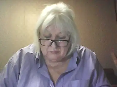 alexia64231 - Alexia64231's free webcam