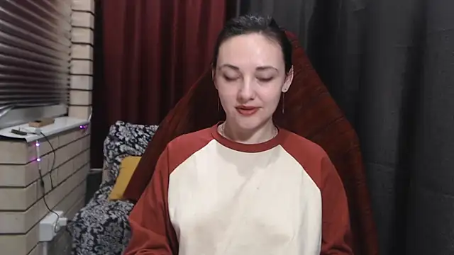 stacymind - StacyMind's free webcam