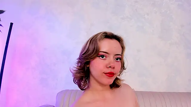 annatylor (F young) - Deep fingering until wet