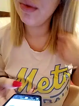 sevimlikelebek29 webcam