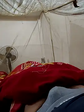 pig_fucker_daddy (Ask my age) - UNCUT DICK