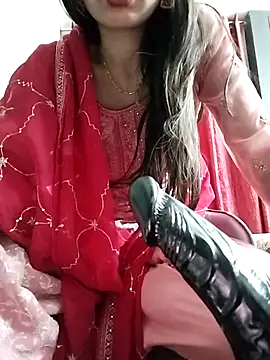 Webcam Model (Noor_Darliing)  is live.Free join now!