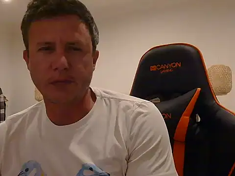 TroyDieselXXX webcam