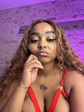 Webcam Model (pamela_west)  is live.Free join now!