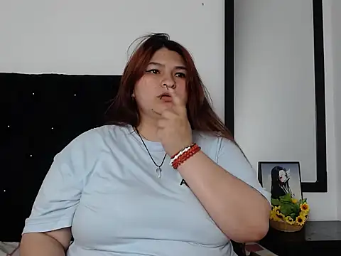 laurahorny69 - LauraHorny69's free webcam