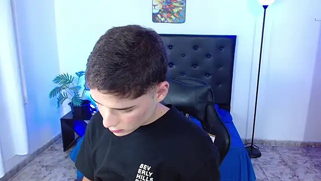 mattass18 - Mattass18's free webcam - UK Sex Cams