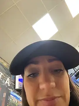 Ninabigtitied webcam