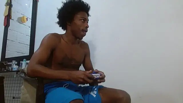 Larry-n-clouds webcam