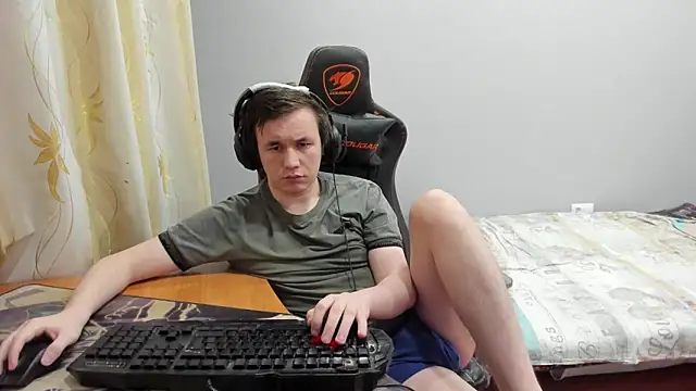 iliaskrislove webcam