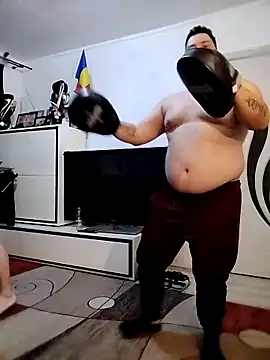 kingofkingsx (G young) - I take off my shirt