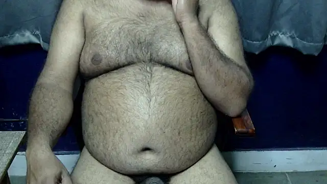 hairysubcub_70 - Hairysubcub_70's free webcam