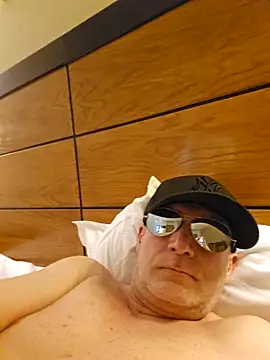 no_snitch_isoke webcam