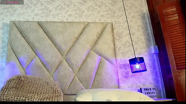 ambarraj - AmbarRaj's free webcam - UK Sex Cams