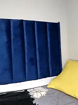 SweetJuicyPussy97 webcam