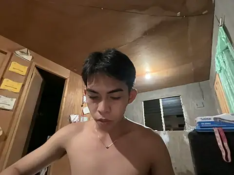 Urhotsilverboy webcam