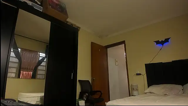 sexyflight - Sexyflight's free webcam - UK Sex Cams