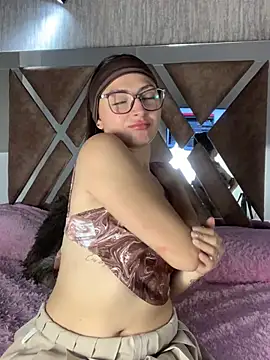 arianadominguez_pink - ArianaDominguez_Pink's free webcam