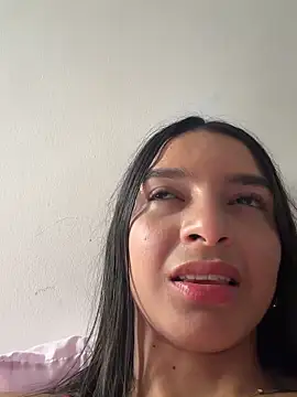 Webcam Model (violeta365)  is live.Free join now!