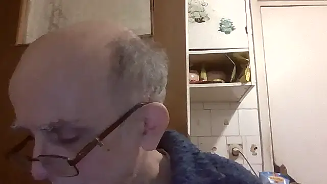 mariusica1@xh webcam