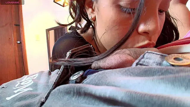 max_ashley_mds - Max_ashley_mds's free webcam