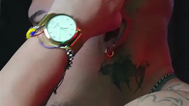 AlphaMasterXxx webcam