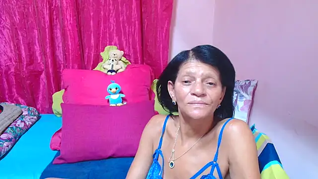 sluttyroxy - SLUTTYROXY's free webcam