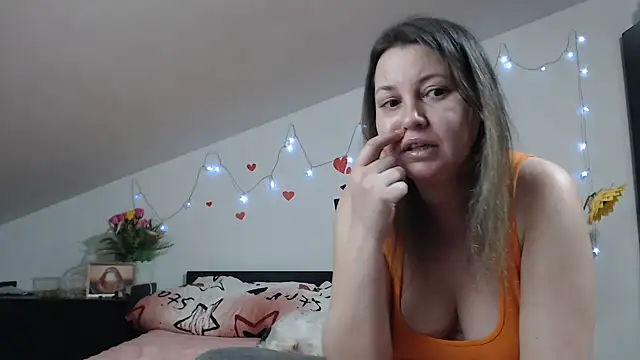 SweetMaddy888 webcam