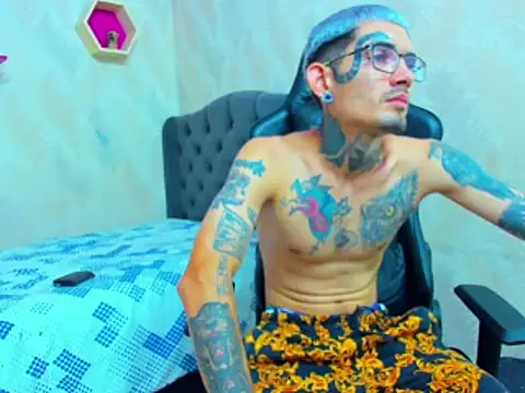 Boy_tatto77 webcam
