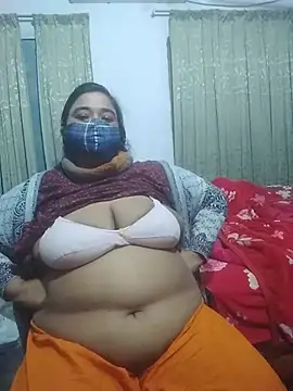 momo_loves - Momo_loves's free webcam - UK Sex Cams