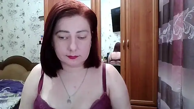 SophieNightAh webcam