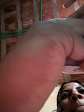 Giselabrunette25 webcam