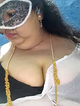 tamilthanushri webcam