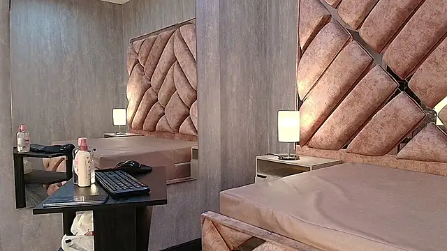 GISELLE_HOTLOVE webcam