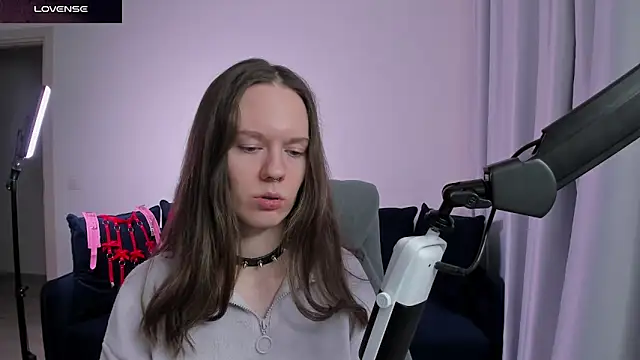 sharkybaby - SharkyBaby's free webcam