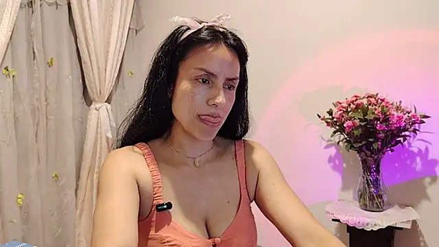 Bella_Exhibition webcam