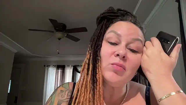 WorldsGreatestCockRater webcam