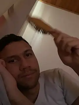 michaell_spinelly - Michaell_Spinelly's free webcam