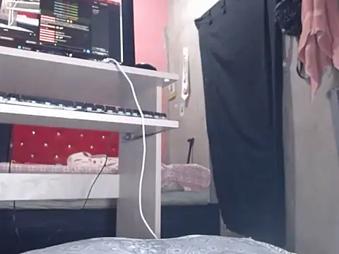 salmaextremeperver webcam