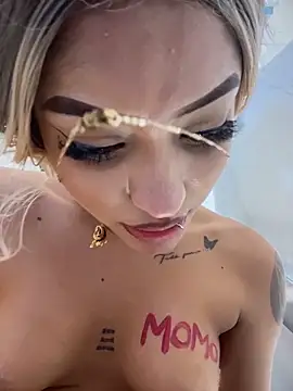 mystiquexxx - MystiqueXXX's free webcam